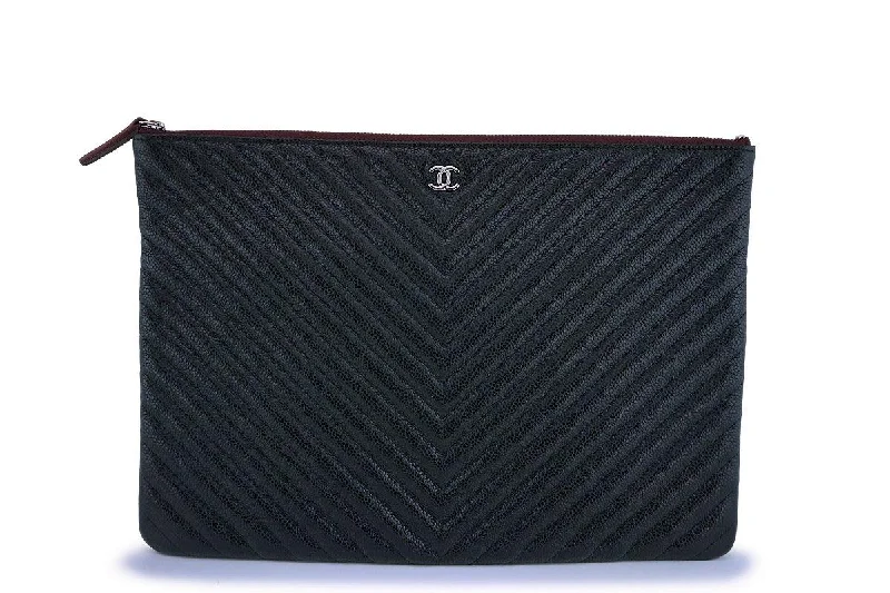 NIB 19C Chanel Black Caviar Chevron Classic Large O Case Clutch Bag