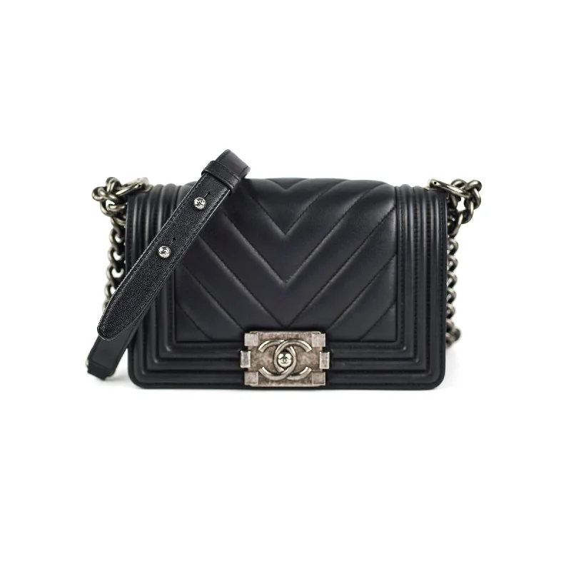 ITEM 29 - Chanel Small Chevron Boy Calfskin Black