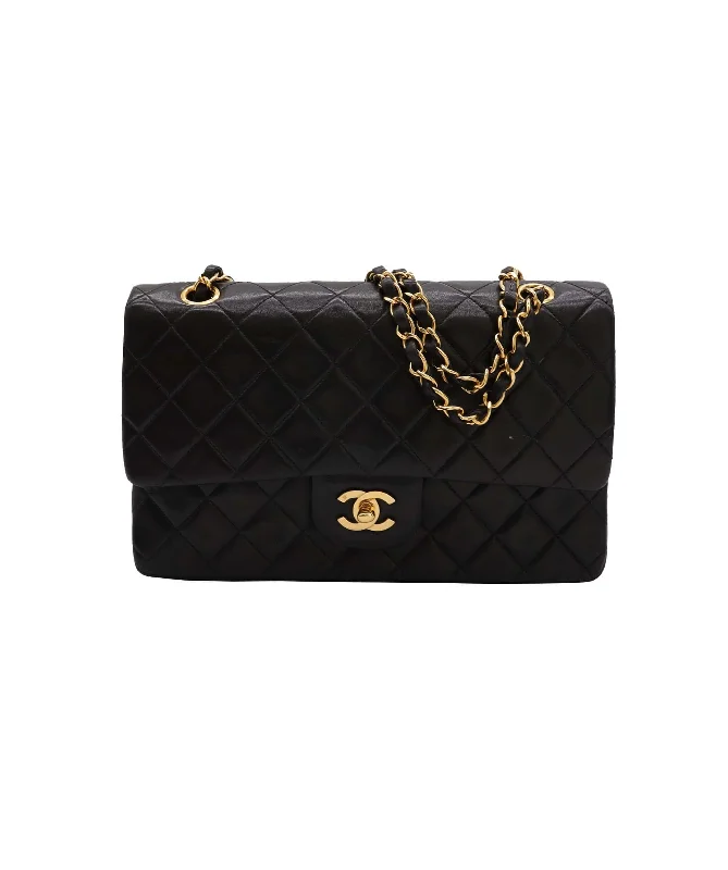 CHANEL VINTAGE CLASSIC FLAP MEDIUM CHAIN SHOULDER BAG BLACK LAMB SKIN 90247148 DXBS0958